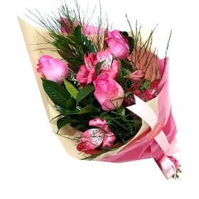 thumb-ramalhete-com-3-rosas-e-3-astromelias-rosas-0