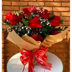 thumb-buque-floral-com-rosas-vermelhas-0